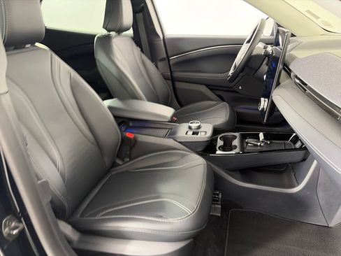 Certified 2024 Ford Mustang Mach-E Premium image 31