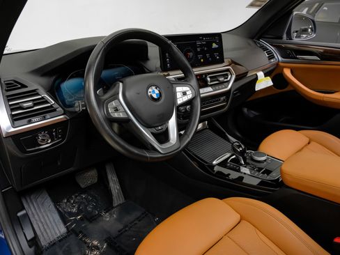 Used 2024 BMW X3 sDrive30i w/ Premium Package RWD image 3