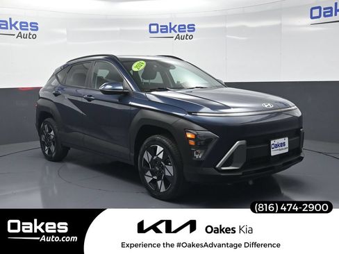 Used 2024 Hyundai Kona SEL AWD/4WD image 1