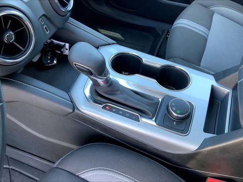 Used 2023 Chevrolet Blazer LT image 16