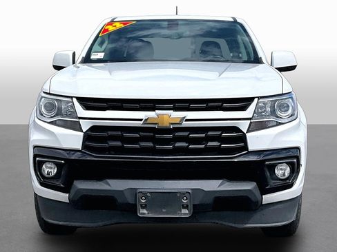Used 2022 Chevrolet Colorado LT w/ Luxury Package image 3