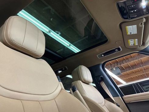 New 2026 Land Rover Range Rover SE image 15