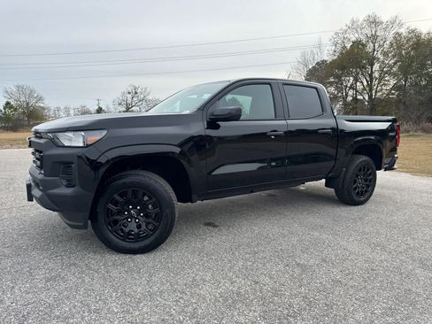 New 2026 Chevrolet Colorado W/T w/ WT Custom Package image 3