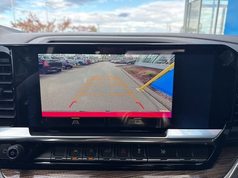 Used 2024 Chevrolet Silverado 1500 RST image 25