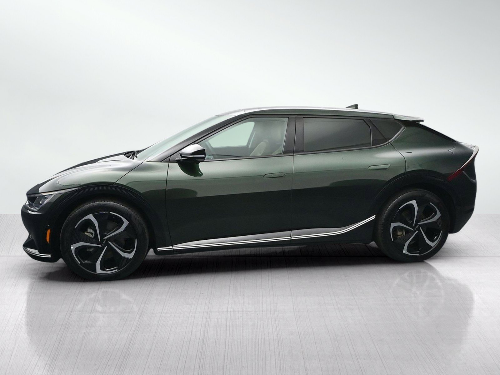 Used 2023 Kia EV6 GT-Line AWD/4WD image 3