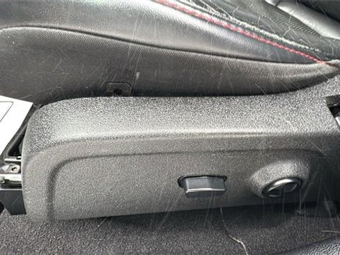 Used 2016 Dodge Journey R/T w/ Driver Convenience Group image 8