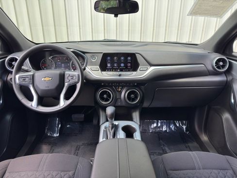 Used 2021 Chevrolet Blazer LT FWD image 11