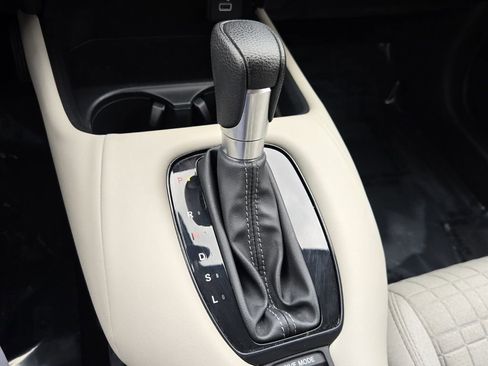 Used 2024 Honda HR-V LX image 19