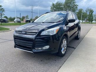 Used 2015 Ford Escape SE w/ Equipment Group 201A AWD/4WD video 1