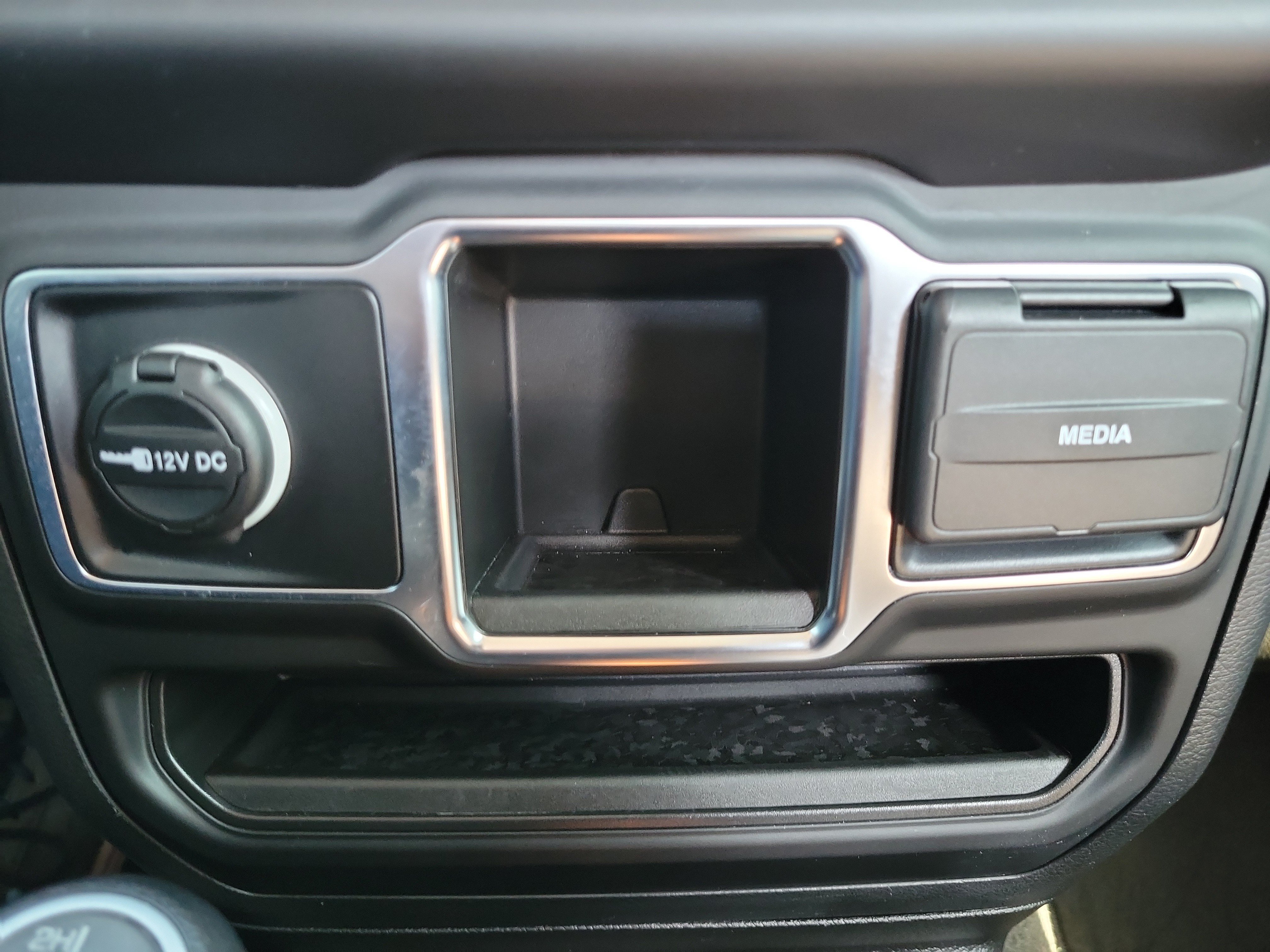 Used 2023 Jeep Wrangler Sport AWD/4WD image 29