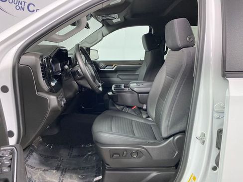 Certified 2026 Chevrolet Silverado 1500 RST AWD/4WD image 10