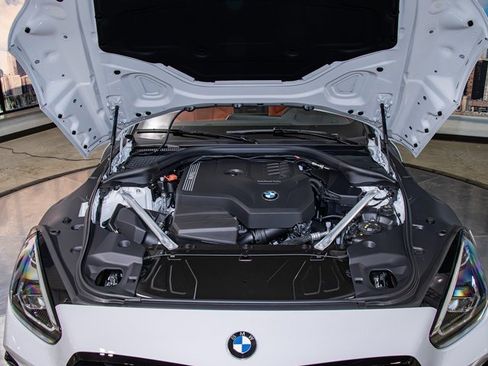 New 2026 BMW Z4 sDrive30i w/ Premium Package image 7