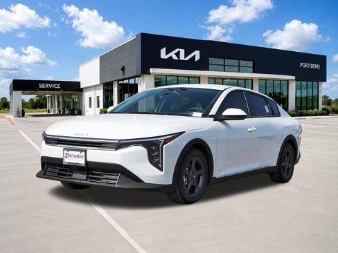 New 2026 Kia K4 FWD image 1