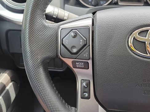 Used 2023 Toyota Tacoma SR5 RWD image 16