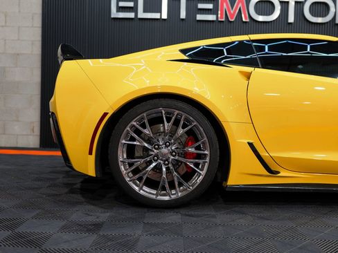Used 2016 Chevrolet Corvette Z06 w/ 2LZ Preferred Equipment Group RWD image 18