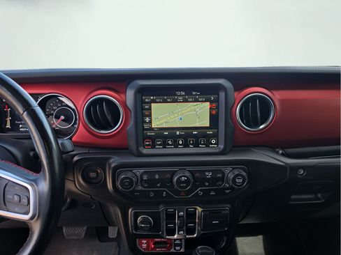 Used 2020 Jeep Gladiator Rubicon AWD/4WD image 12