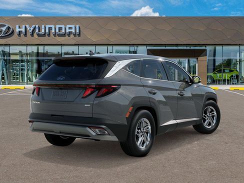 New 2026 Hyundai Tucson SE image 4