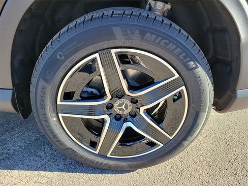New 2026 Mercedes-Benz GLC 300 GLC 300 image 11