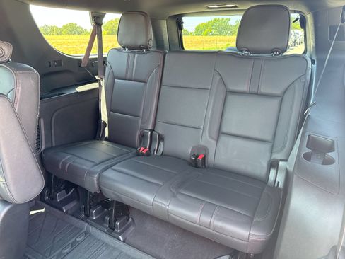 Used 2023 Chevrolet Suburban RST w/ Luxury Package RWD image 24