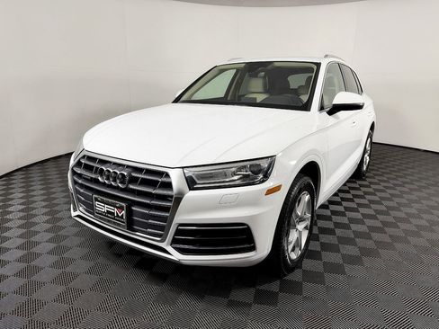 Used 2019 Audi Q5 2.0T Premium image 3