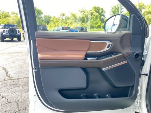 New 2025 Ford Expedition Max King Ranch AWD/4WD image 16