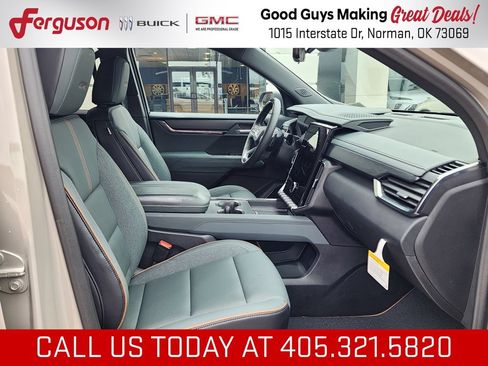 New 2026 GMC Acadia AT4 w/ Super Cruise Package AWD/4WD image 42