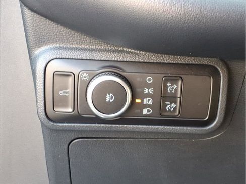 Used 2025 Ford Explorer ST-Line image 21