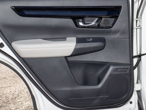 Used 2024 Honda CR-V EX-L image 12