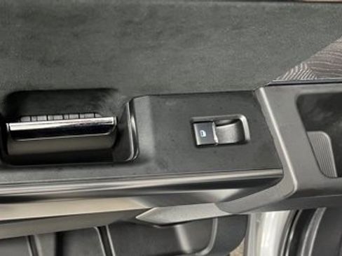 Used 2023 Ford F150 Platinum image 42