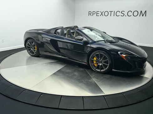 Used 2016 McLaren 650S Spider RWD image 9