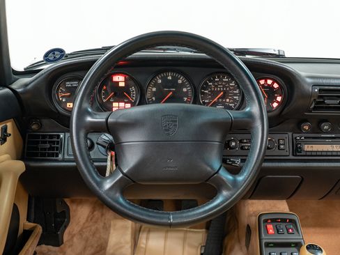 Used 1997 Porsche 911 Carrera RWD image 24