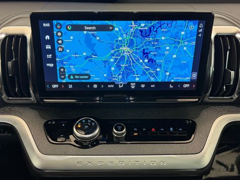 Used 2025 Ford Expedition Tremor image 28