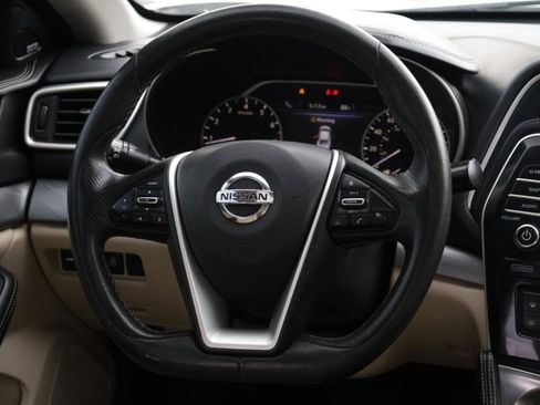 Used 2018 Nissan Maxima 3.5 SL FWD image 9