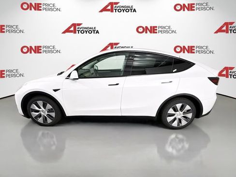 Used 2023 Tesla Model Y Long Range AWD/4WD image 4