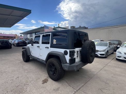 Used 2015 Jeep Wrangler Unlimited Sport w/ Quick Order Package 24S AWD/4WD image 5