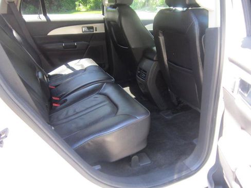 Used 2015 Lincoln MKX AWD w/ Equipment Group 102A image 16