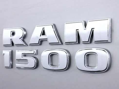 Used 2018 RAM 1500 Outdoorsman image 38