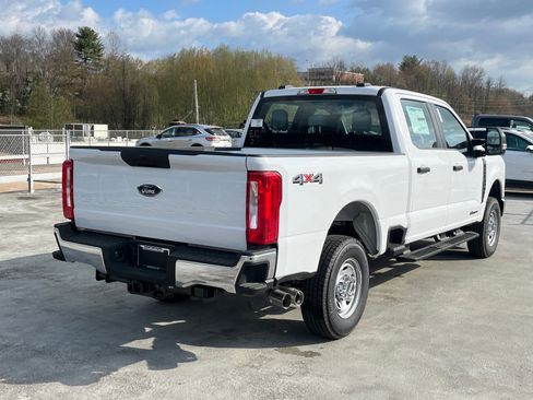 New 2026 Ford F250 XL w/ XL Chrome Package AWD/4WD image 3