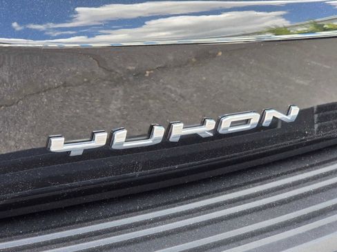 Used 2024 GMC Yukon Denali w/ Advanced Technology Package RWD image 14