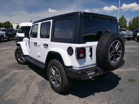 Used 2023 Jeep Wrangler Unlimited Sahara AWD/4WD image 22