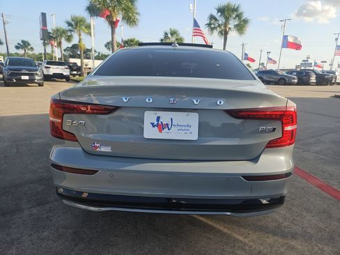 Used 2024 Volvo S60 B5 Plus w/ Climate Package AWD/4WD image 5