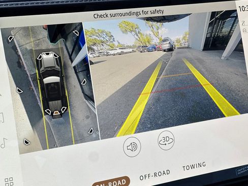 New 2026 Land Rover Defender 110 S image 24