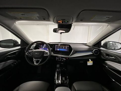 New 2026 Chevrolet Trax LT w/ Driver Confidence Package image 19