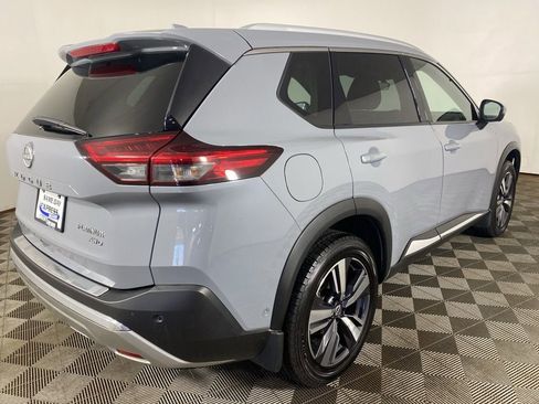 Used 2022 Nissan Rogue Platinum w/ Head-Up Display Package AWD/4WD image 5