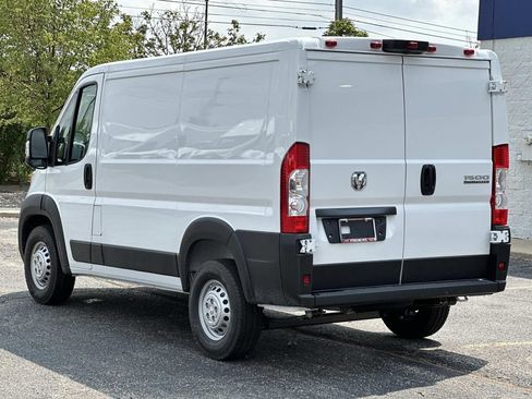 New 2026 RAM ProMaster 1500 w/ Convenience Group FWD image 4