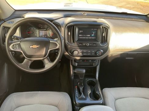 Used 2017 Chevrolet Colorado W/T w/ WT Convenience Package image 3
