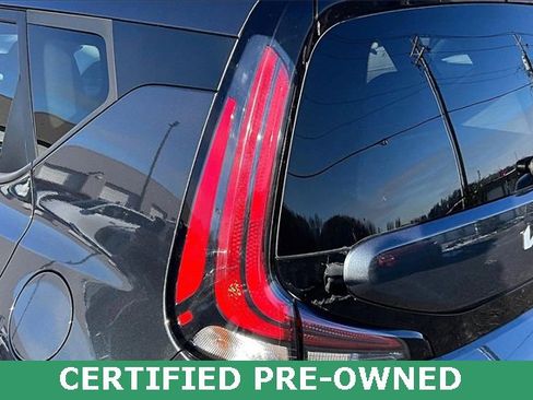 Certified 2023 Kia Soul LX w/ LX Technology Package image 28