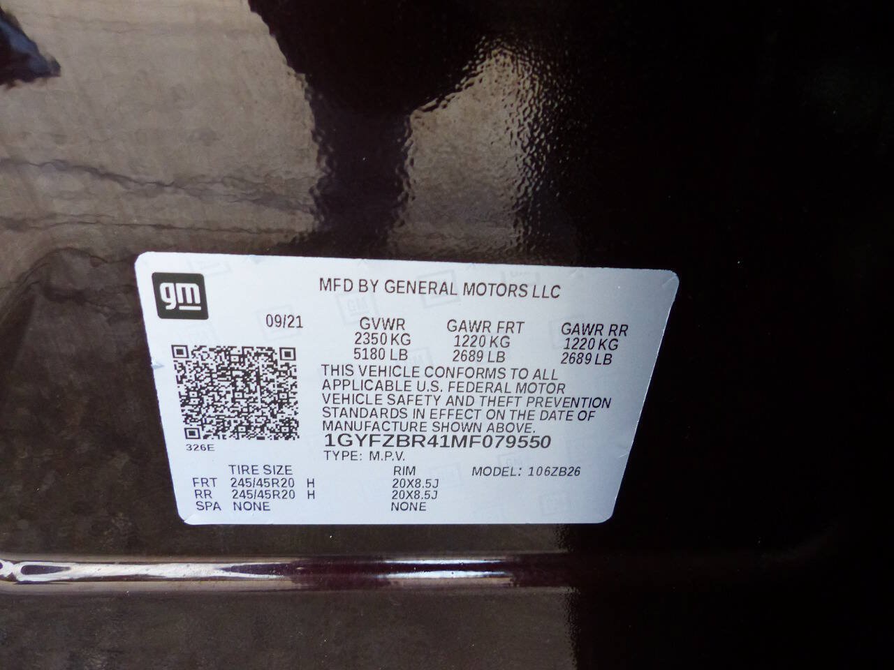 Used 2021 Cadillac XT4 Luxury w/ Cold Weather Package AWD/4WD image 16