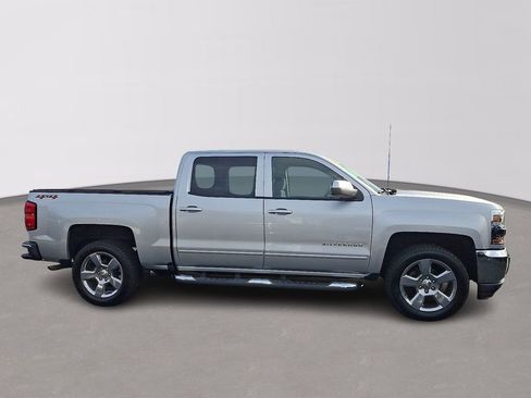 Used 2018 Chevrolet Silverado 1500 LT w/ All Star Edition image 7