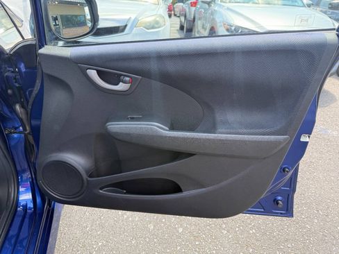 Used 2011 Honda Fit Sport image 28